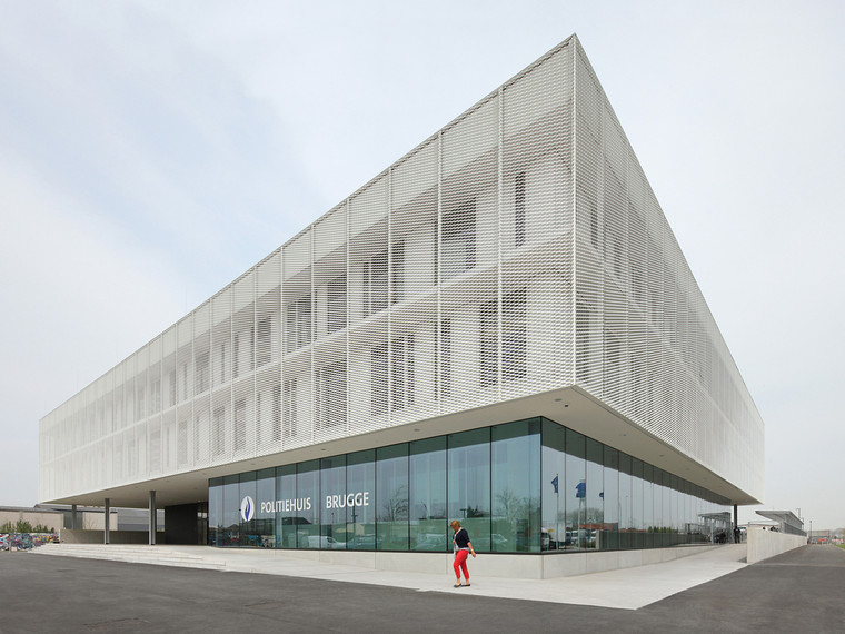 布鲁日警察分局