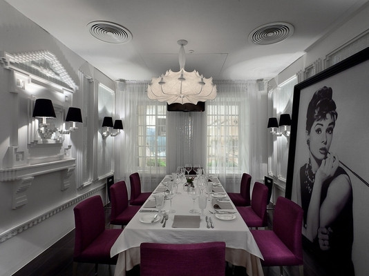 厦门餐厅装修设计资料下载-乌克兰现代化餐厅装修设计