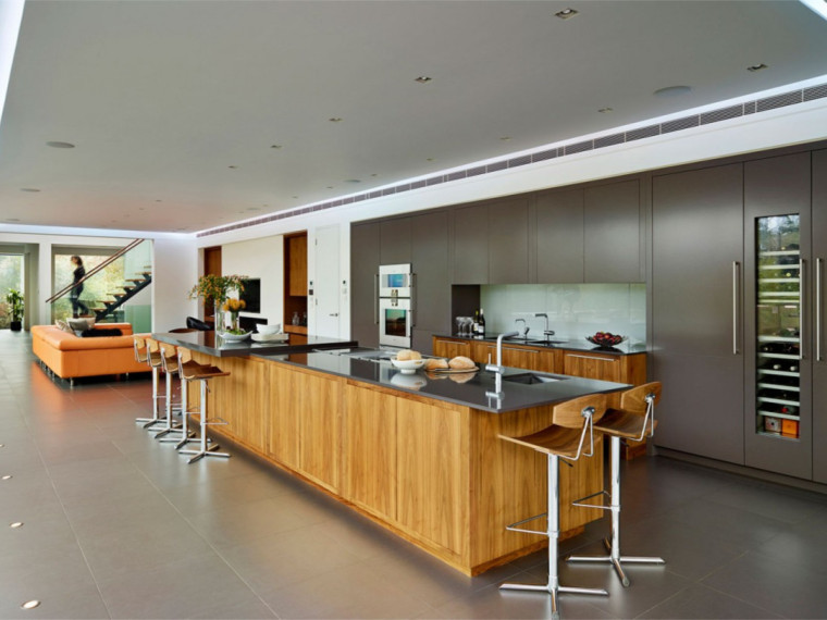现代明亮客厅资料下载-英国明亮而环保现代住宅