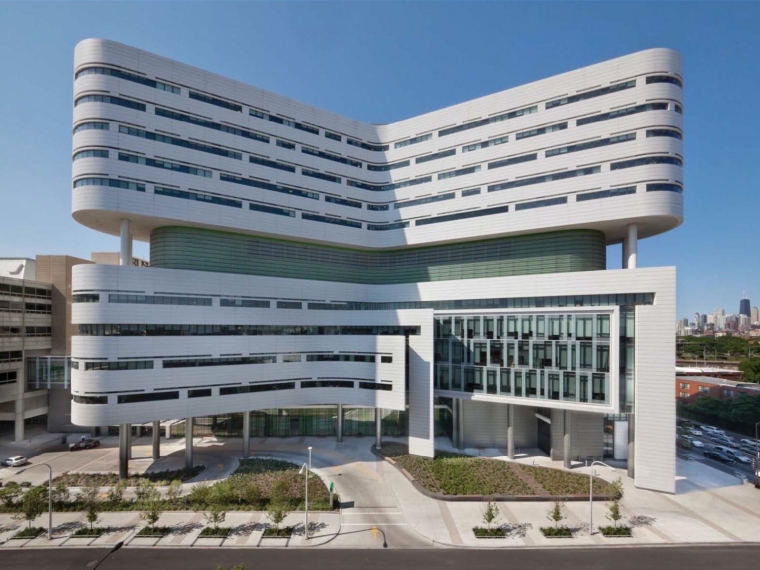 巴西米德拉什大楼资料下载-拉什大学新医疗中心
