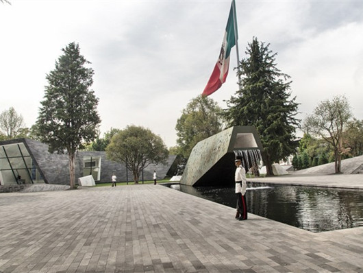 墨西哥纪念碑资料下载-墨西哥del Servicio a la Patria广场