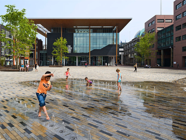 荷兰Wilhelmina广场改造计划