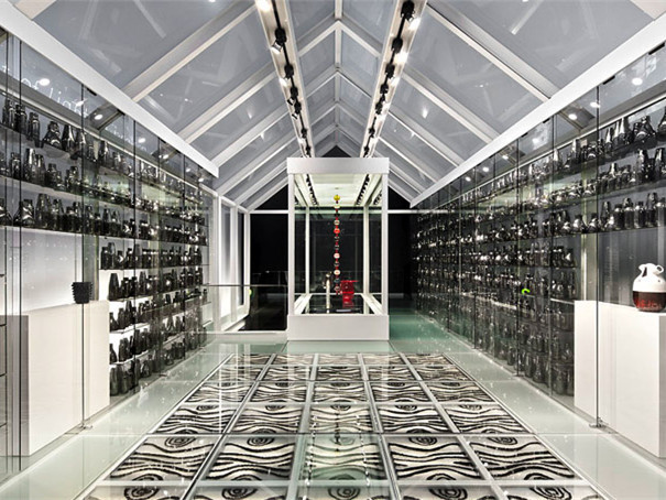 玻璃设计案例资料下载-上海玻璃博物馆