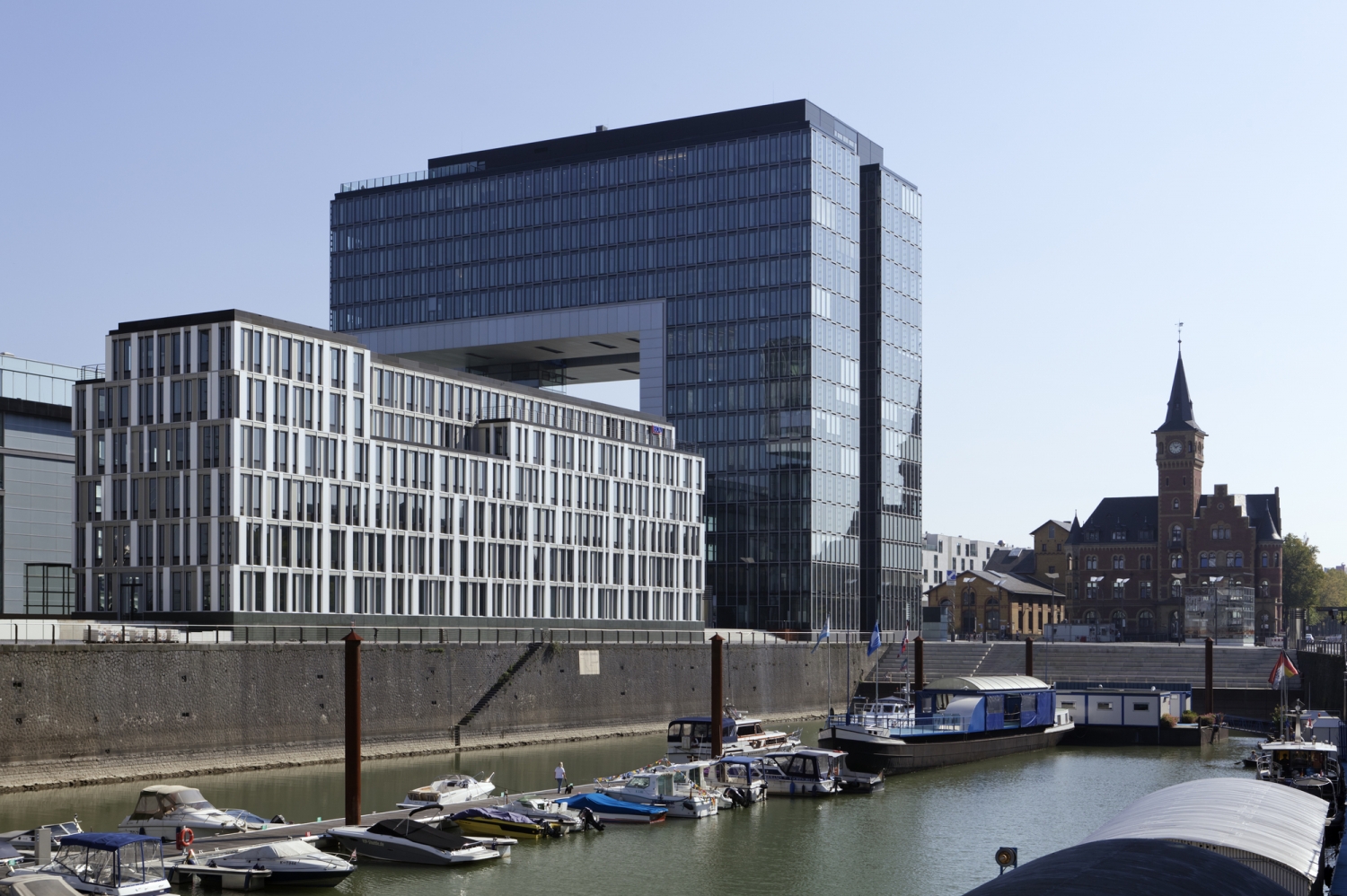 德国im zollhafen 22办公楼-办公建筑案例-筑龙建筑设计论坛