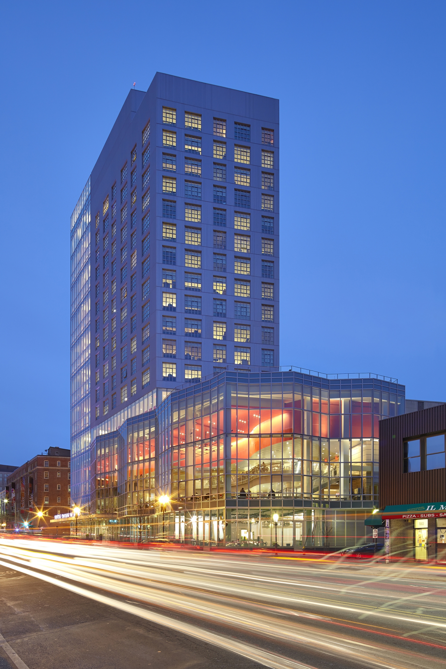 柏克里音乐学院宿舍楼-居住建筑案例-筑龙建筑设计论坛