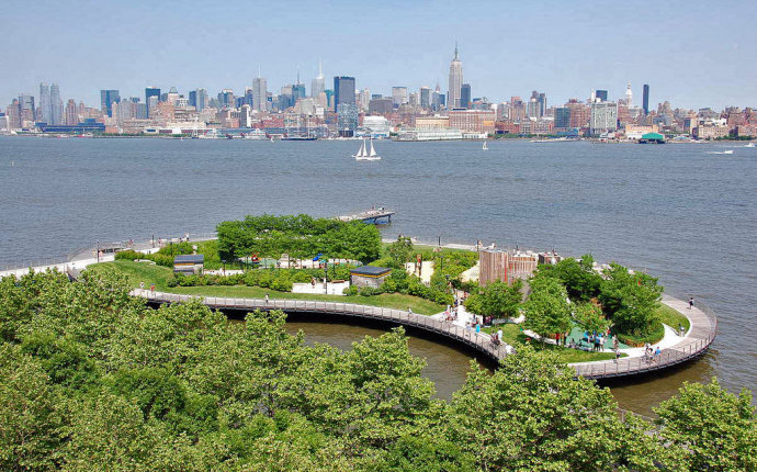 哈德逊河海滨c码头公园