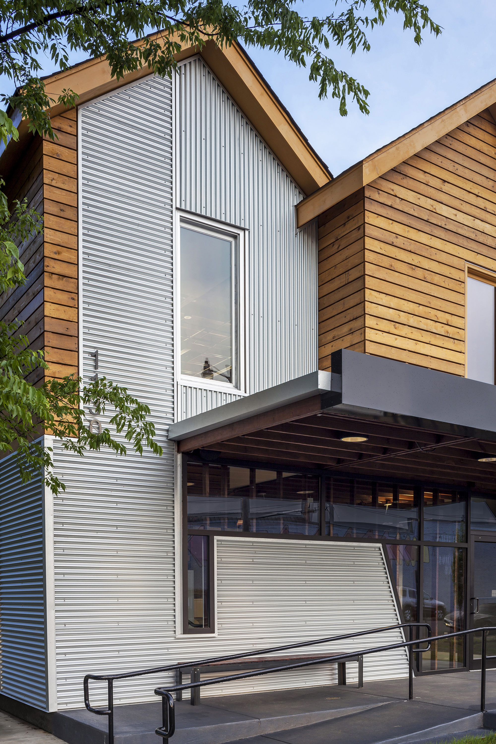 美国孟菲斯斯利姆合作实验室-办公建筑案例-筑龙建筑设计论坛