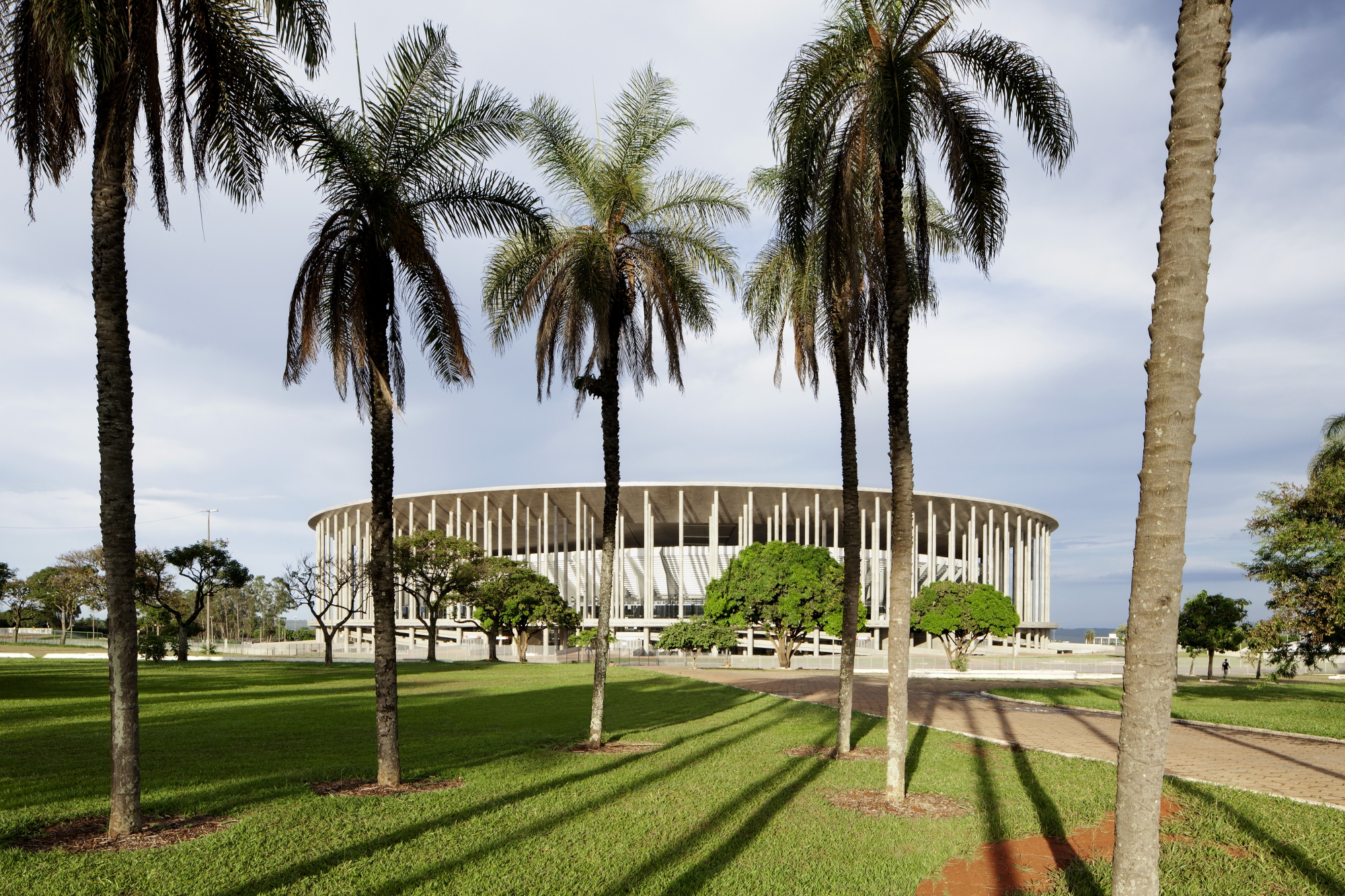 巴西利亚国家体育场-体育建筑案例-筑龙建筑设计论坛
