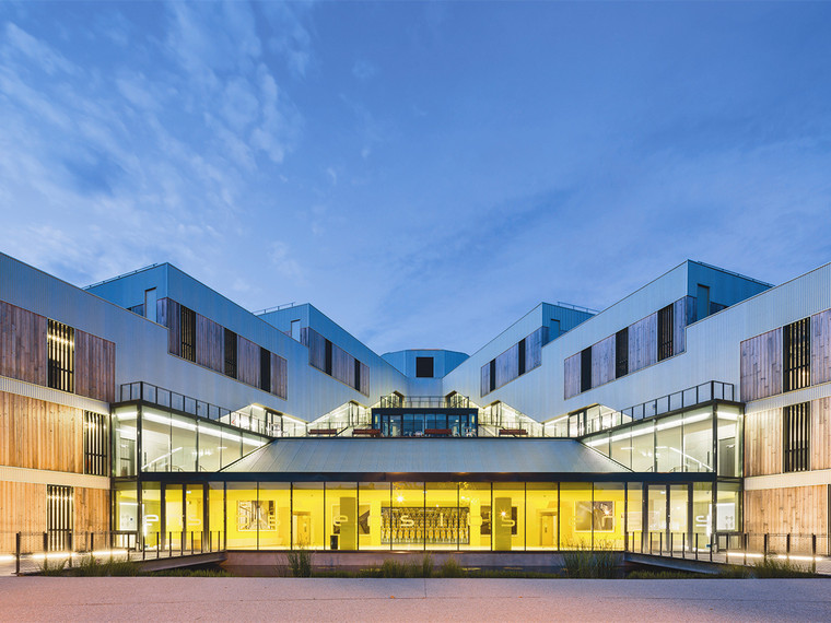 法国洛里昂工程师学院