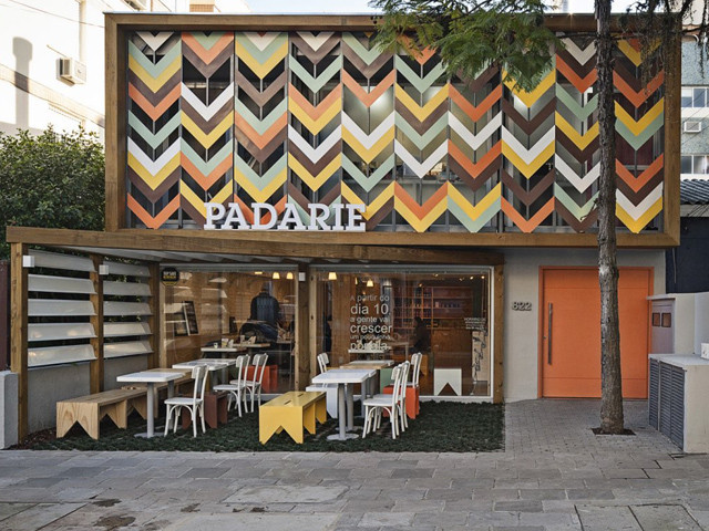 小型咖啡馆平面图设计图资料下载-巴西Padarie咖啡馆
