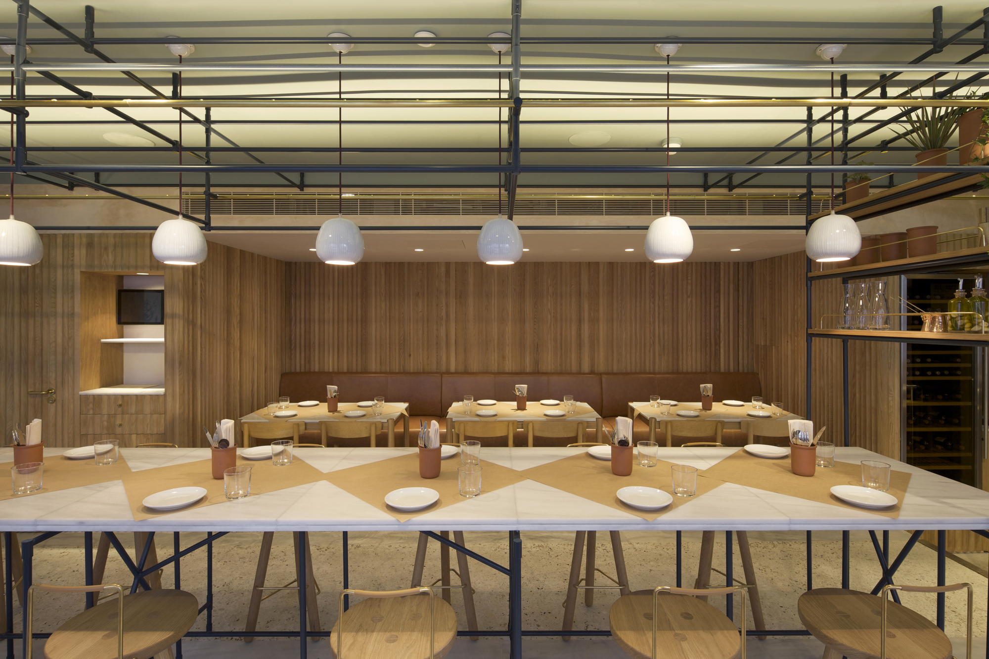 英国opso餐厅内部就餐区实景图-英国opso餐厅第8张图片