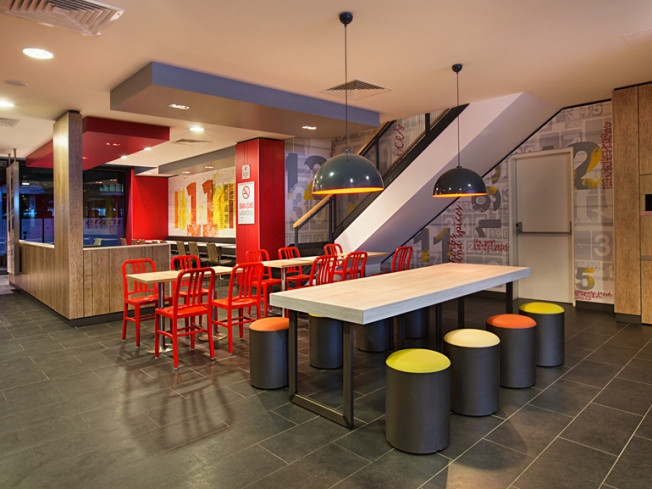 土耳其肯德基餐厅-休闲娱乐类装修案例-筑龙室内设计论坛