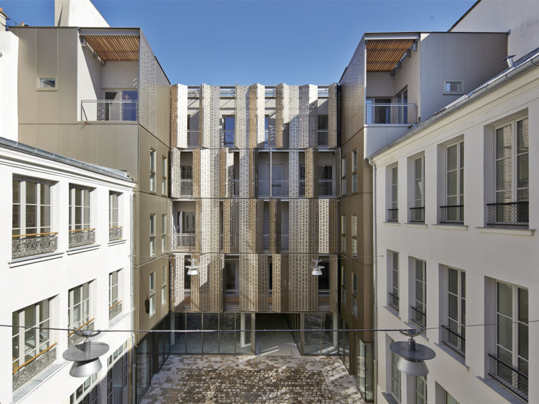 新建市中心综合区资料下载-法国社会住宅及办公项目
