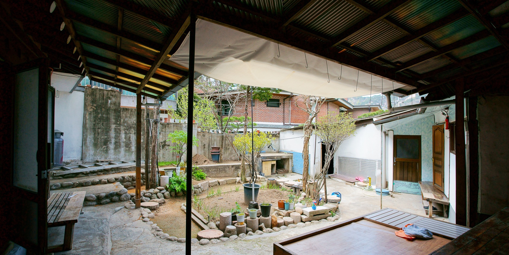 韩国buam-dong住宅之庭院实景图-韩国buam-dong住宅第4张图片