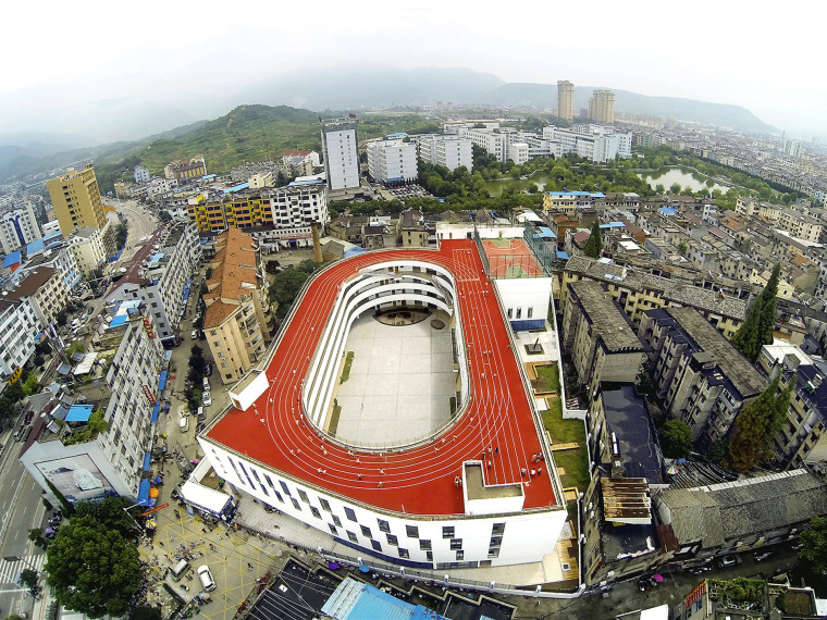 教学楼房顶资料下载-浙江天台第二小学