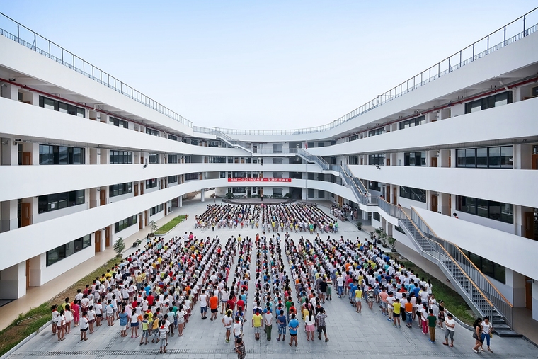 浙江天台第二小学外部操场实景图-浙江天台第二小学第7张图片