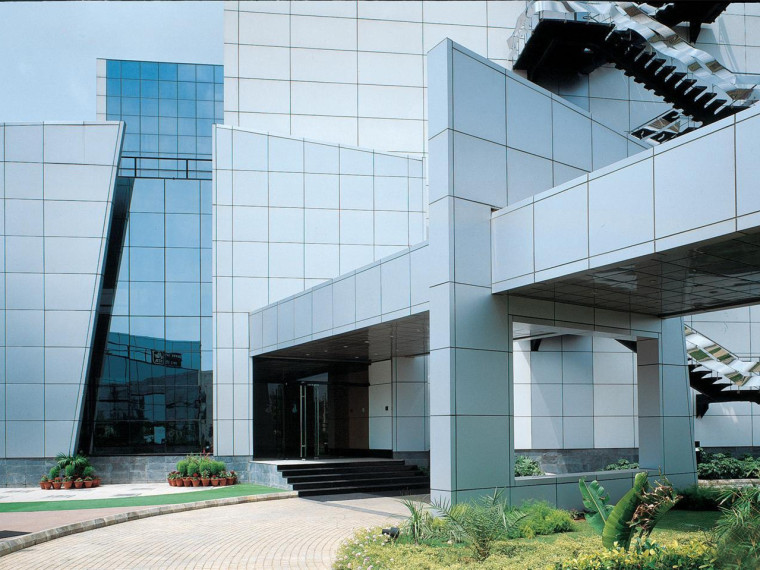 印度阿波罗轮胎公司办公楼第1张图片