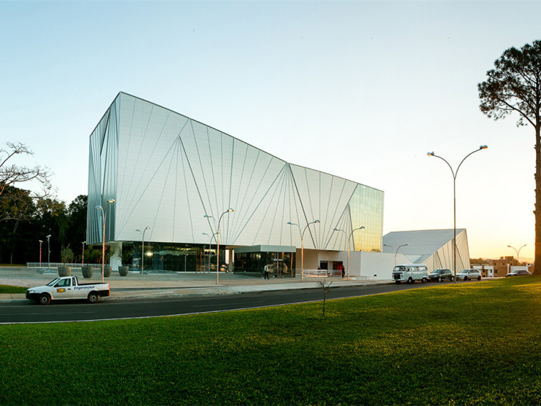 巴西文化中心资料下载-巴西Univates文化中心
