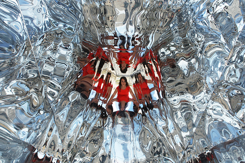 比利时多镜面反射景观