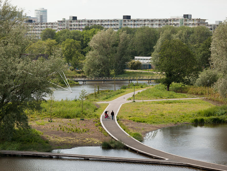 荷兰住宅公园资料下载-荷兰Bijlmer公园