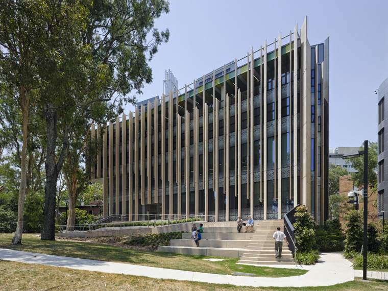 美国wilson校园资料下载-美国昆士兰大学高级影像中心