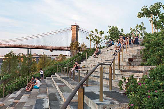 美国布鲁克林大桥公园外部局部实-美国布鲁克林大桥公园第5张图片