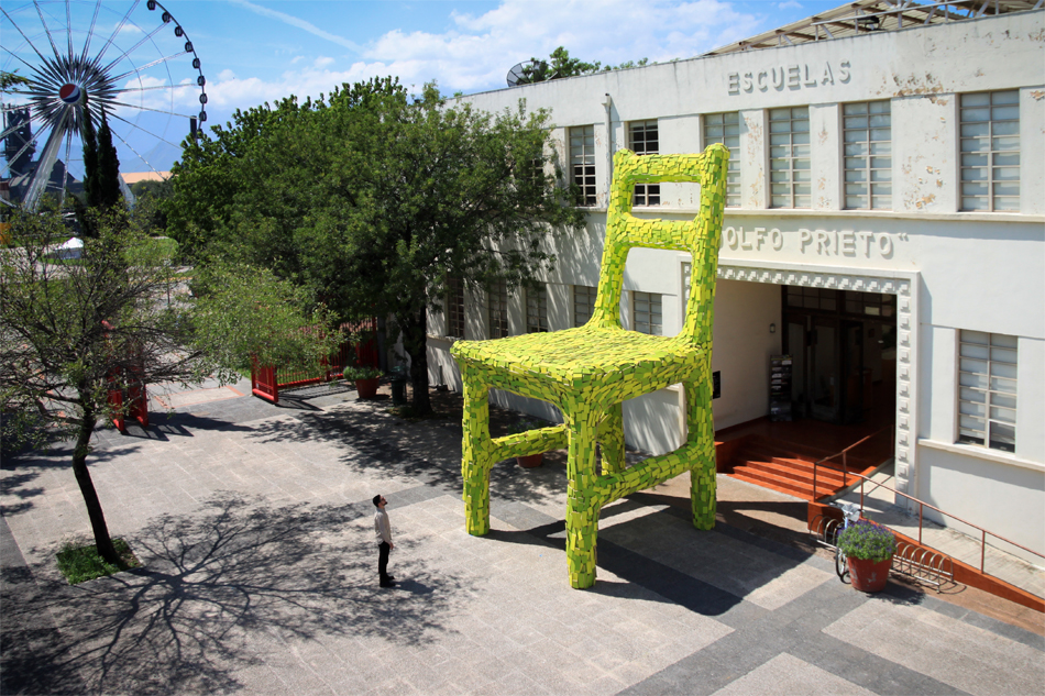 墨西哥蒙特雷巨型椅子景观