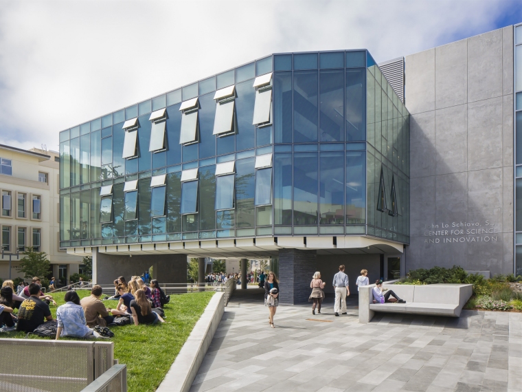 美国大学校园建筑资料下载-美国大学科技中心景观与建筑的融合