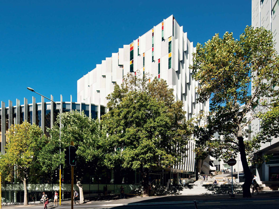 代尔夫特理工大学大学资料下载-新西兰理工大学保罗▪里夫斯大楼