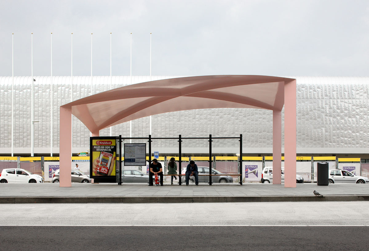 荷兰粉红色最薄候车亭