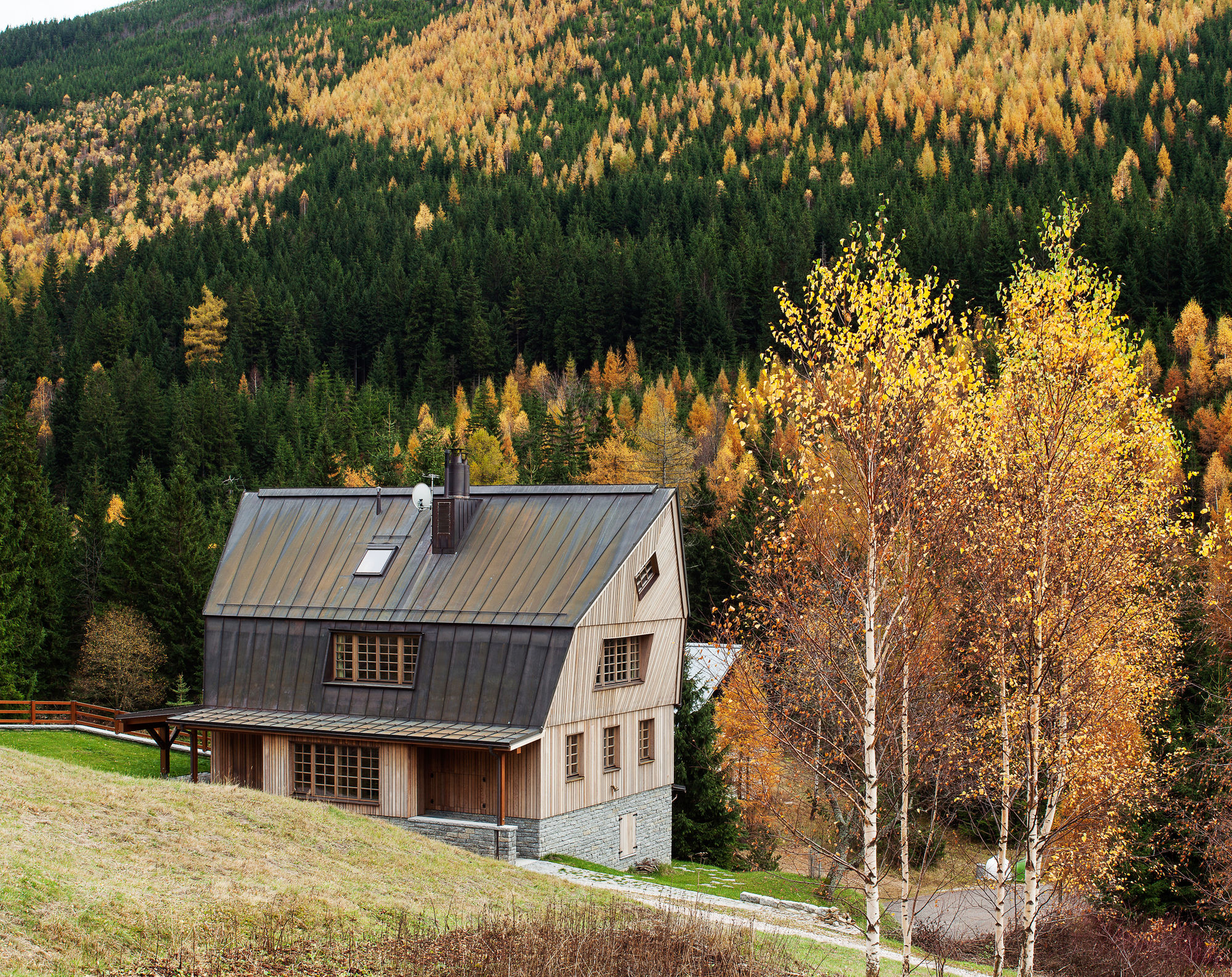 to design a new mountain chalet to replace existing dilapidated