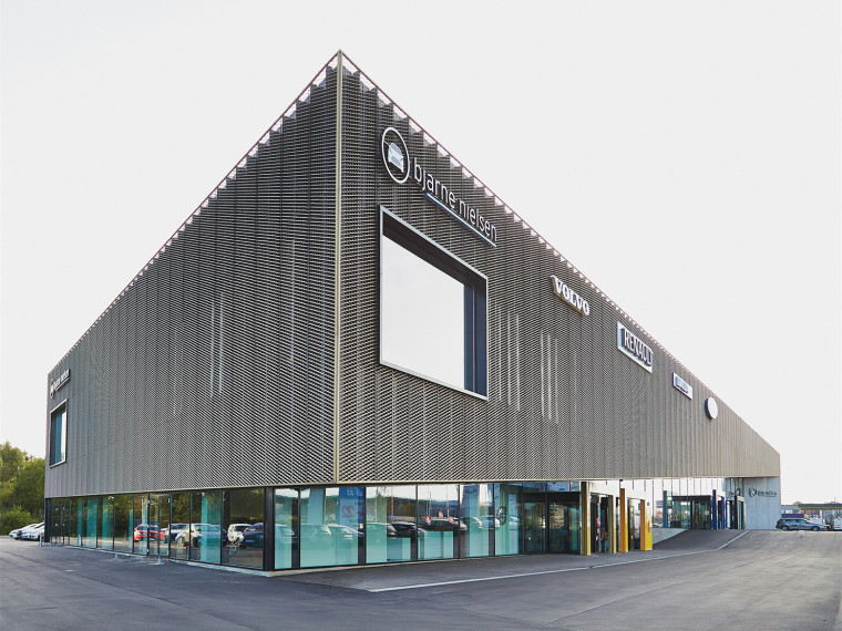 丹麦服务中心资料下载-丹麦海宁市汽车展厅