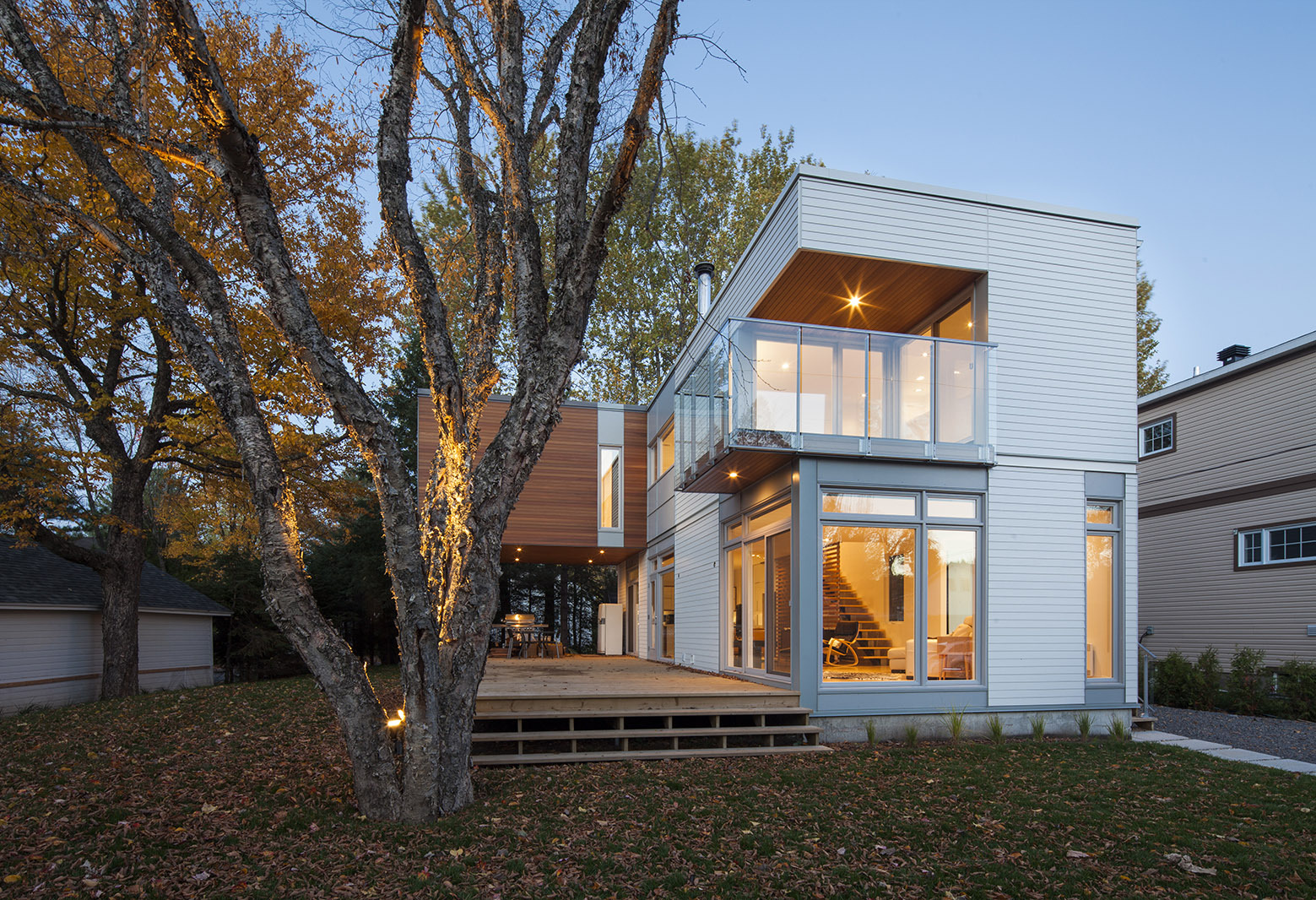 加拿大夏季别墅l型房子