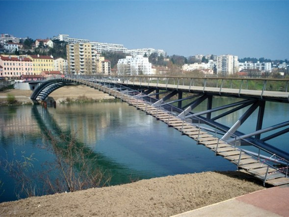 法国里昂公园资料下载-法国和平大桥