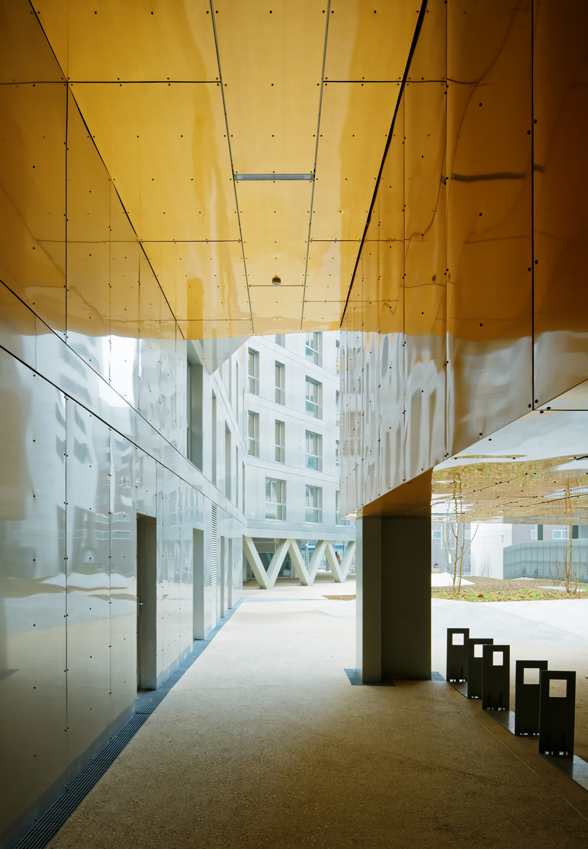 法国巴黎公寓楼-居住建筑案例-筑龙建筑设计论坛