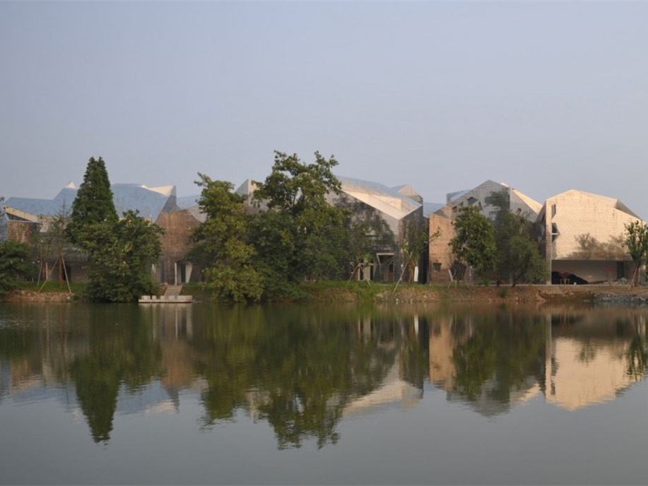 山梨县文化会馆