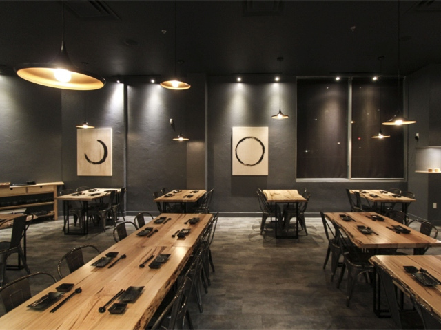 现代餐厅吊灯模型资料下载-加拿大日本现代美食餐厅