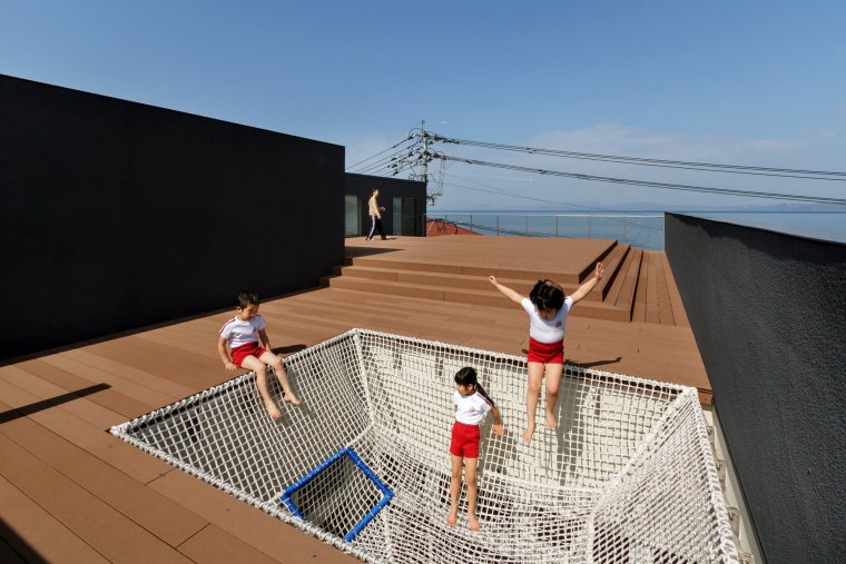 日本OB幼儿园外部屋顶实景图-日本OB幼儿园第3张图片