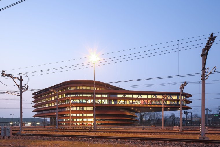 荷兰乌特勒支列车控制中心大楼外-荷兰乌特勒支列车控制中心大楼第7张图片