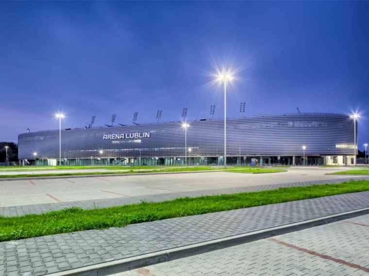 方形体育馆CAD资料下载-波兰卢布林市体育馆