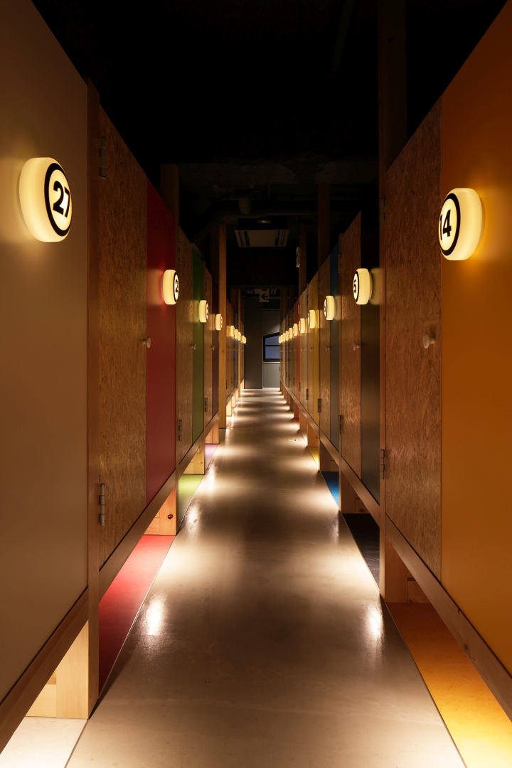 日本internet/manga咖啡馆兼胶囊酒店