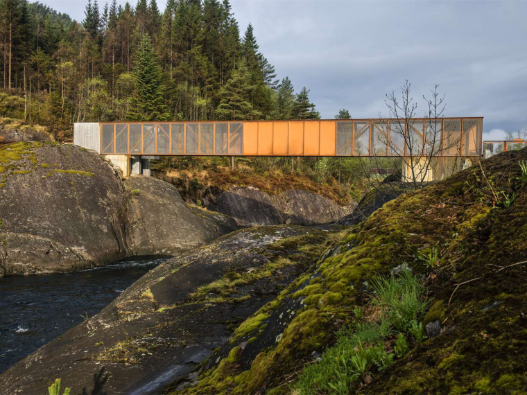 单跨中承式钢桁拱天桥资料下载-挪威Hose天桥