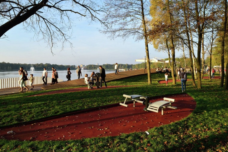 波兰Paprocany湖岸景观改造外部实-波兰Paprocany湖岸景观改造第2张图片
