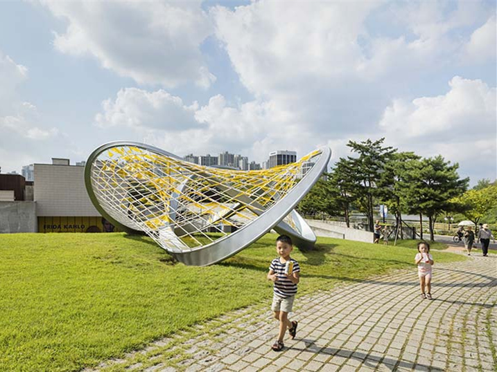 韩国首尔泰迪熊博物馆资料下载-韩国Dynamic艺术装置