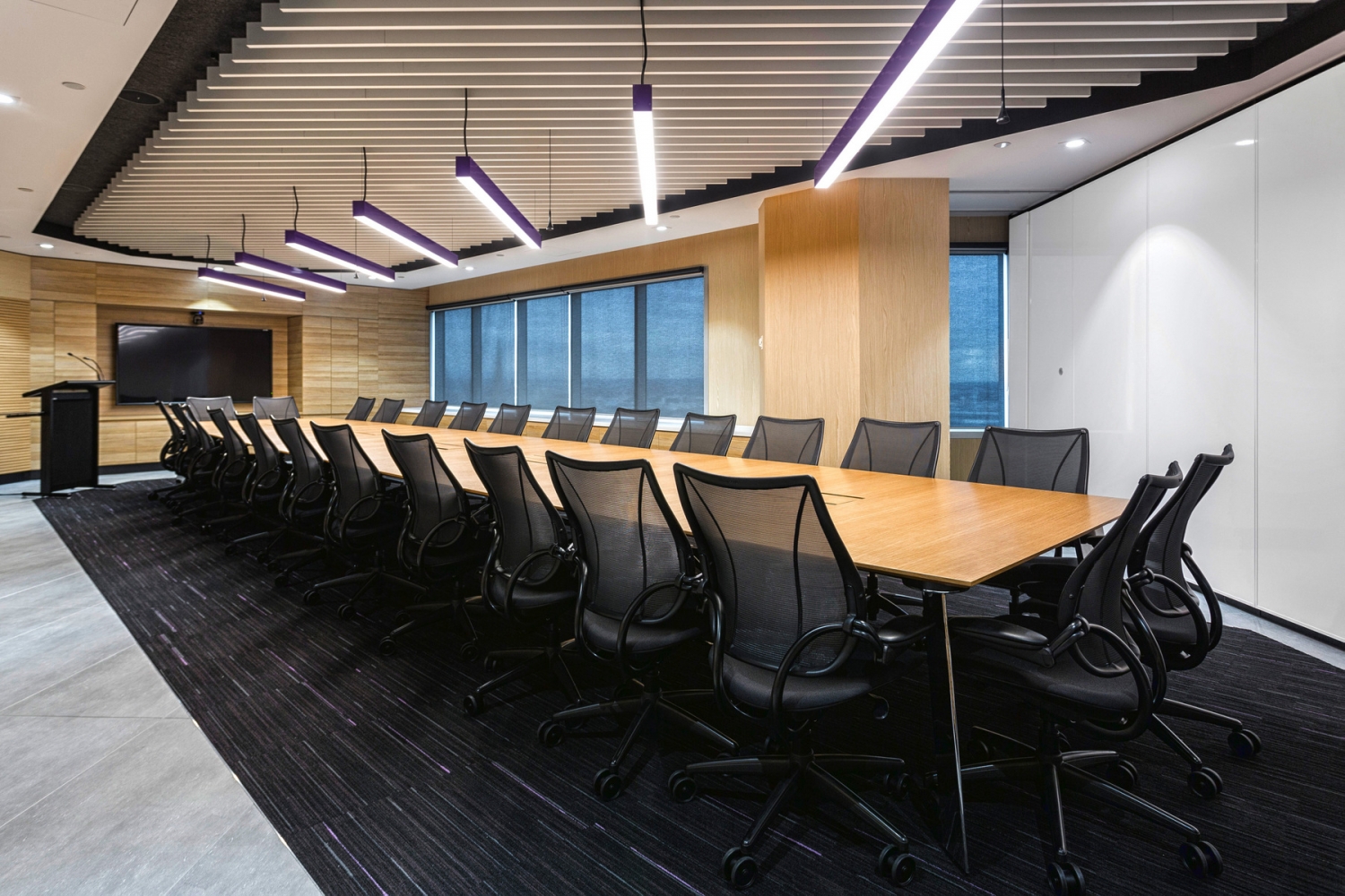 澳大利亚hesta公司办公室室内会议室实景图