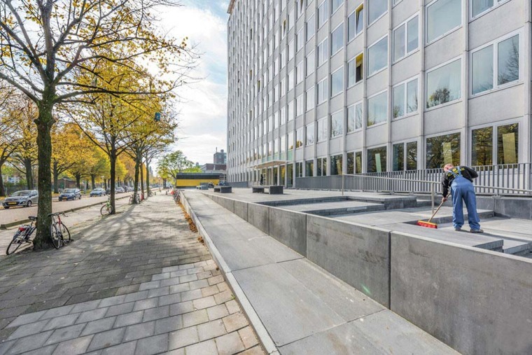 公路公园改造资料下载-荷兰办公大楼改造的学生公寓