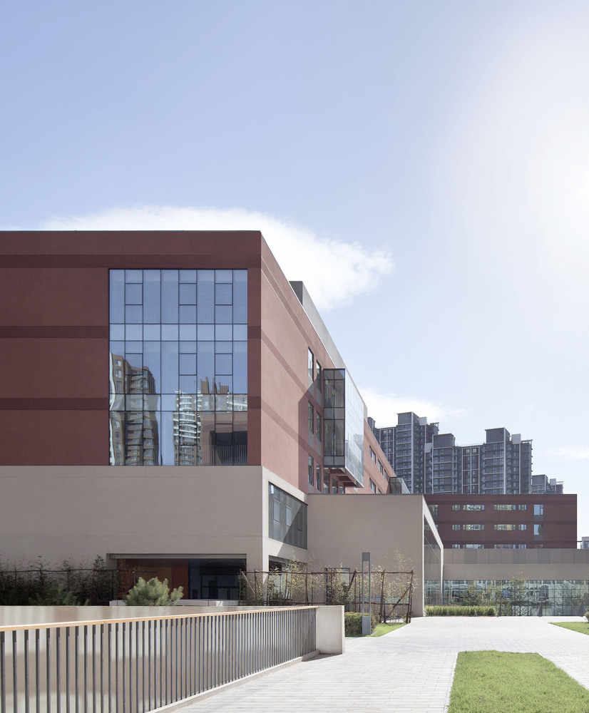 北京161回龙观中学