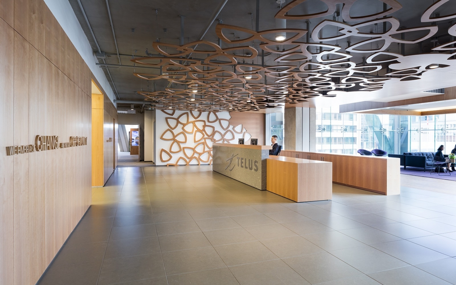 加拿大telus公司办公室