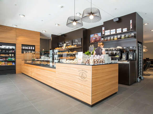 烘焙店设计案例资料下载-瑞士Nussbaumer 烘焙咖啡店