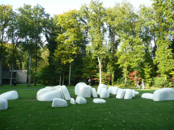 现代雕塑模型下载资料下载-荷兰克勒勒-米勒博物馆雕塑公园